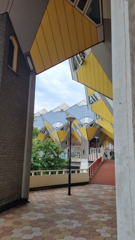 Kubuswoningen Rotterdam buitenkant